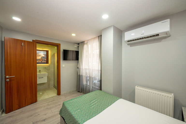 Bedroom 3, Green Garden Hotel, Bakırköy
