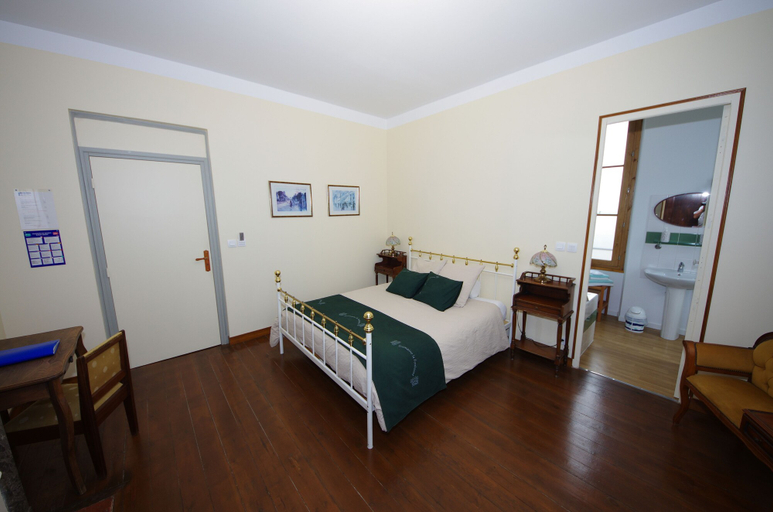Bedroom 3, Domaine la Fontaine, Charente-Maritime