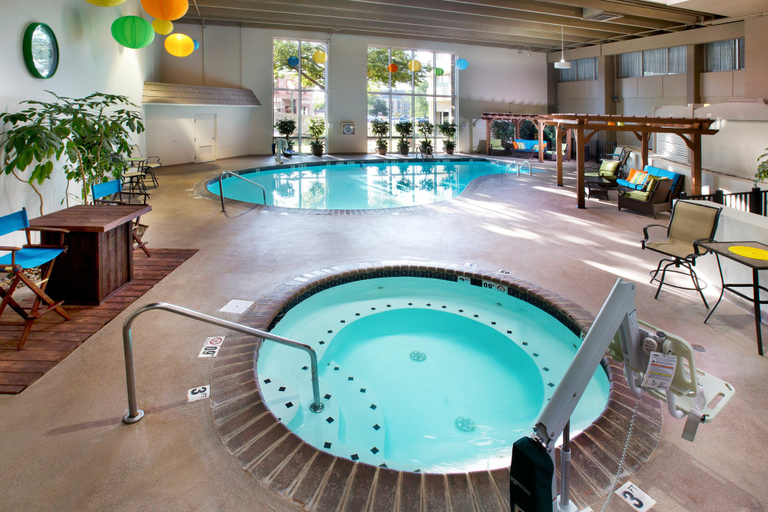 Sport & Beauty 5, Holiday Inn SIOUX FALLS-CITY CENTRE by IHG, Minnehaha