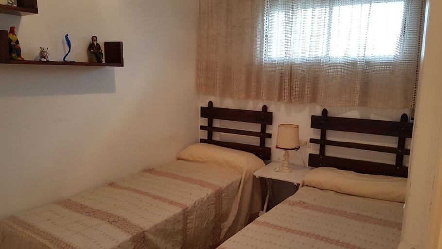 Bedroom 2, Inmo Estartit Apto. Rocamaura IV 4 3, Girona