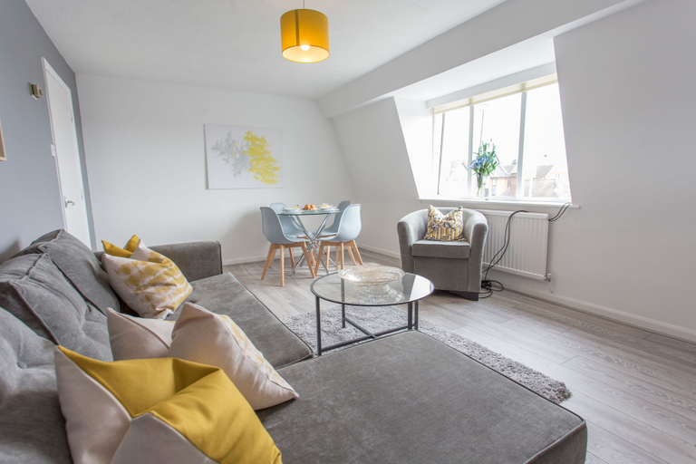 Others 5, The Manor Suite, Oxfordshire