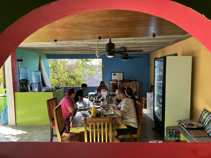 Food & Drinks 5, Beachfront Paradise Boutique Hotel - Alebrijes Jacuzzi Villa, Dist. Pochutla