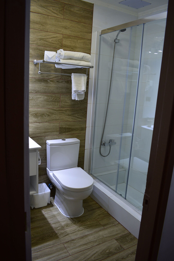 Bathroom 4, Apart Hotel y Cabañas Vegasur, Elqui