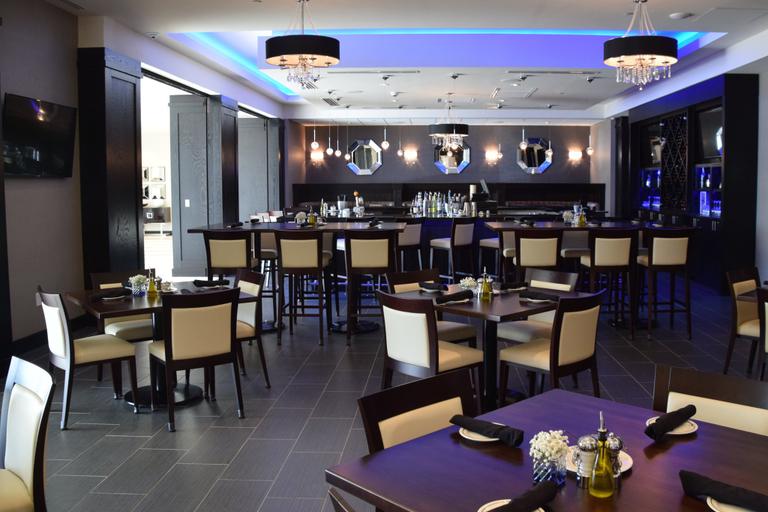 Food & Drinks 2, Holiday Inn CINCINNATI N - WEST CHESTER by IHG, Butler
