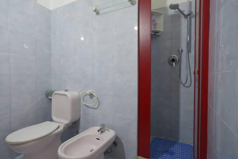 Bathroom 3, Mario Apartment 5007, Venezia