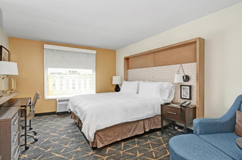 Bedroom 3, Holiday Inn PISCATAWAY - SOMERSET by IHG, Middlesex