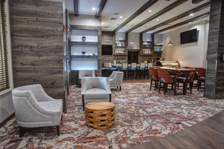 Public Area 3, Hampton Inn & Suites Newark Airport Elizabeth, Union