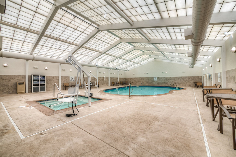 Sport & Beauty 4, Holiday Inn TACOMA MALL by IHG, Pierce
