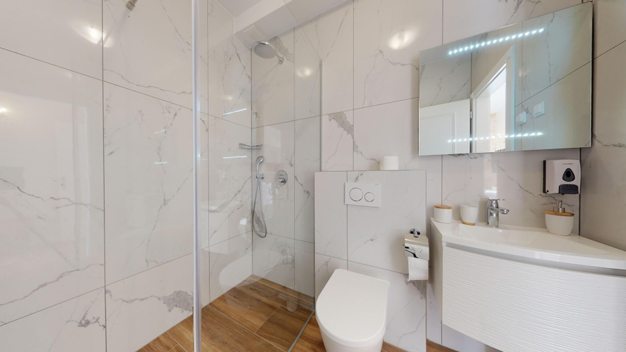 Bathroom 3, Chrysanta Apartments, Split