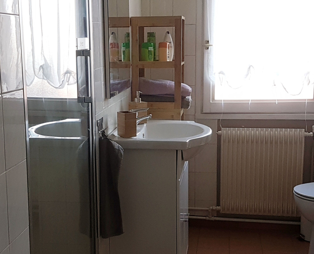 Bathroom 5, Ambition Zen Presles, Val-d'Oise