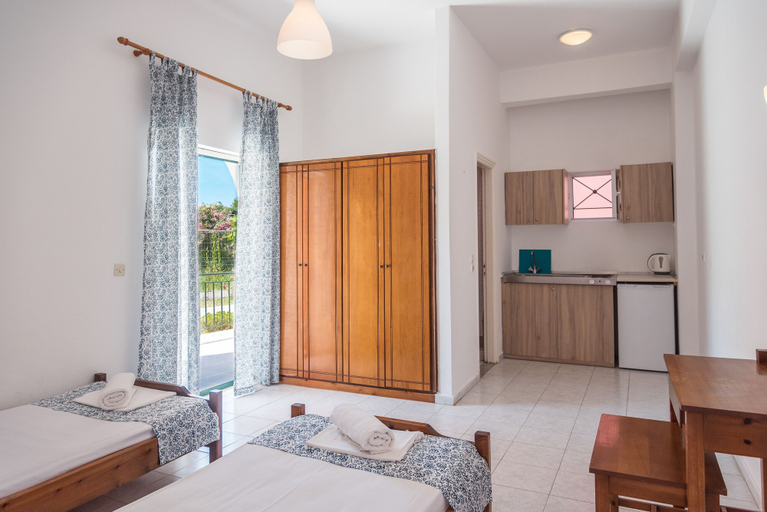 Bedroom 4, Fardini Seaside Hotel, Ionian Islands