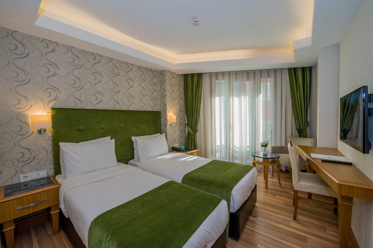 Bedroom 5, Bizim Otel, Fatih