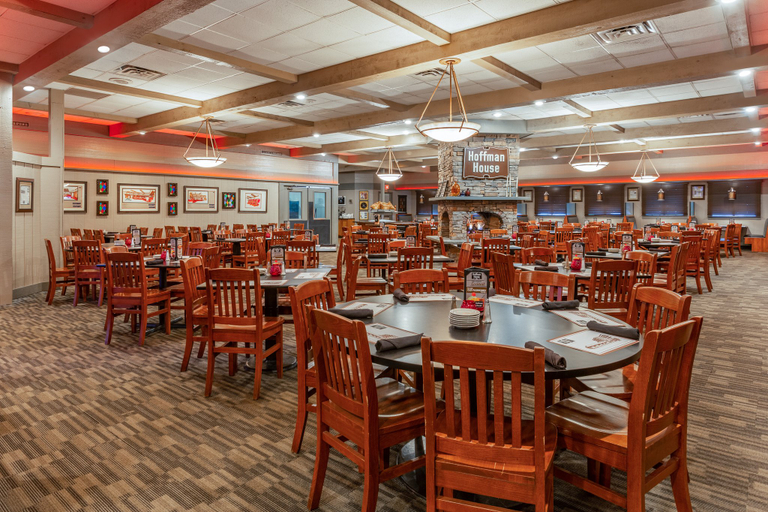 Food & Drinks 2, Holiday Inn ROCKFORD(I-90&RT 20/STATE ST) by IHG, Winnebago