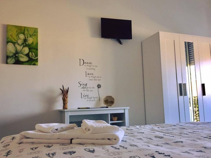 Bedroom 5, Central House, Reggio Di Calabria