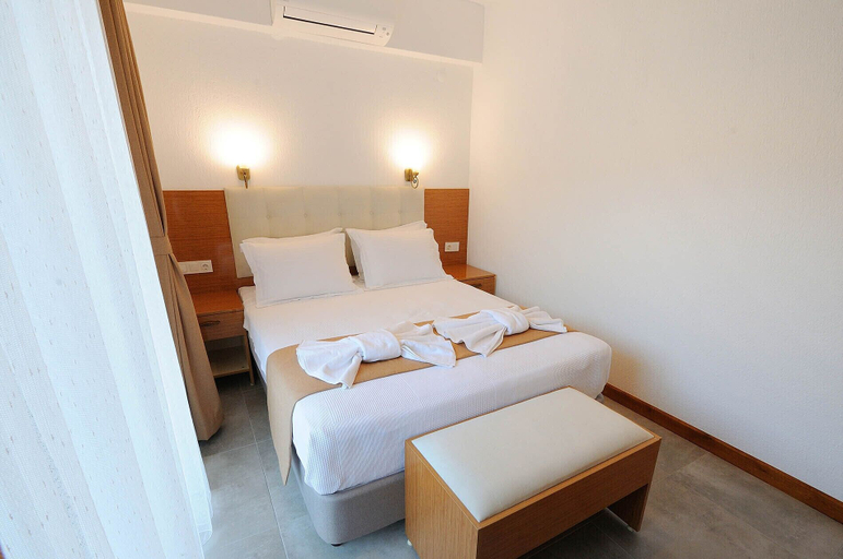 Bedroom 4, Karaincir Suit Otel, Datça