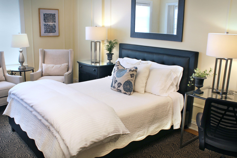 Bedroom 4, The Morgan State House, Albany