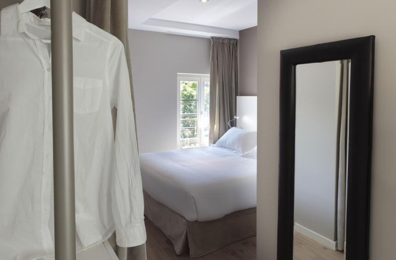 Bedroom 3, Apartments Rambla 102, Barcelona