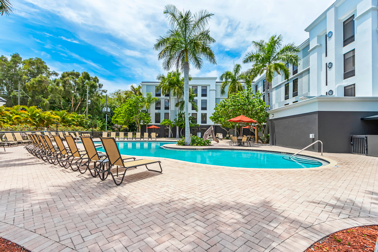 Holiday Inn ST. PETERSBURG WEST, Pinellas