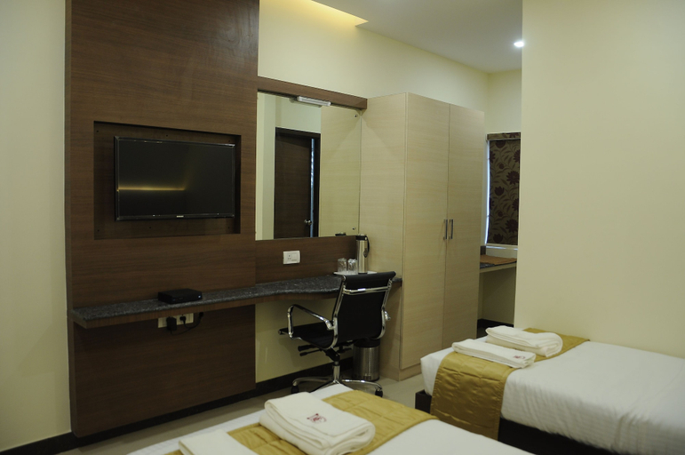 Bedroom 3, Saibala Grand Hotel, Kancheepuram