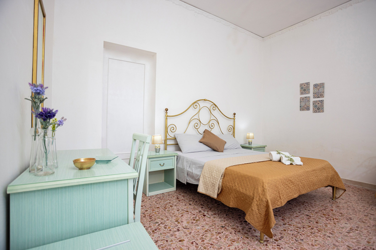 Bedroom 5, SALUTAMU, Trapani