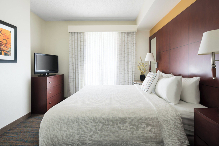 Bedroom 2, Residence Inn by Marriott Phoenix Desert View at Mayo Clinic, Maricopa