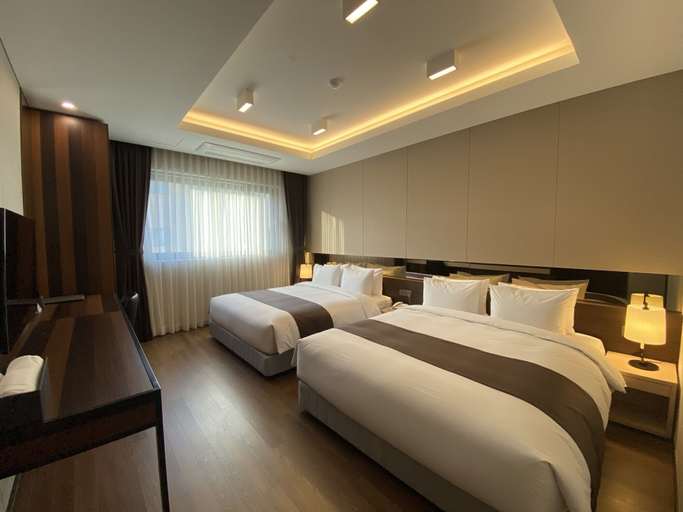 Bedroom 3, New Donghae Hotel, Donghae