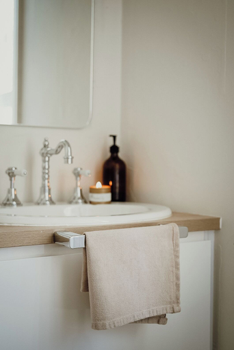 Bathroom 4, Windarra on High, Launceston - Pt B