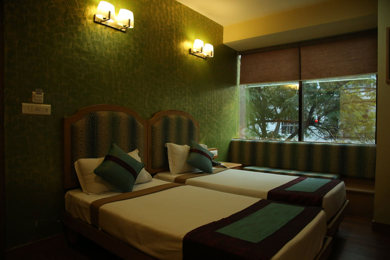 Bedroom 4, Hotel Sudesh Tower, Kolkata