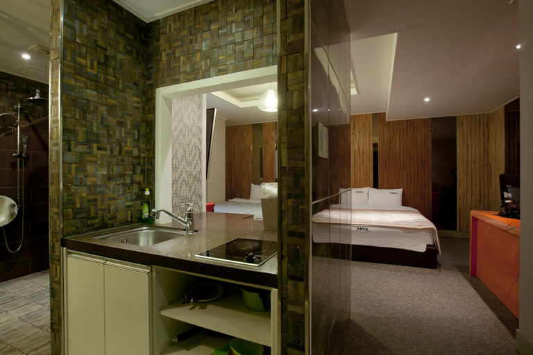 Bedroom 3, Max Motel, Sasang