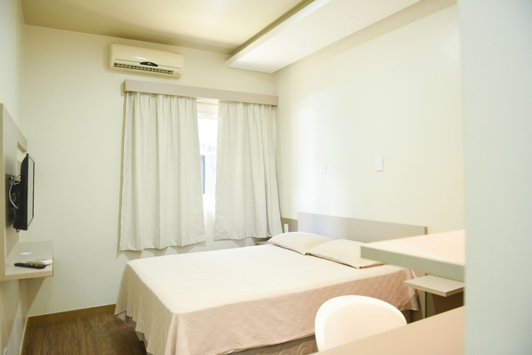 Bedroom 3, Uiramutam Palace Hotel, Boa Vista