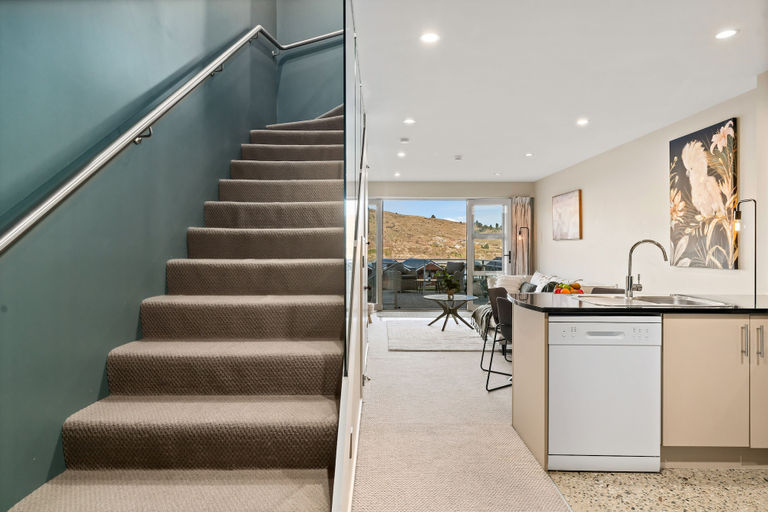 Others 5, 2-BEDROOM REMARKABLES APARTMENT, Queenstown-Lakes
