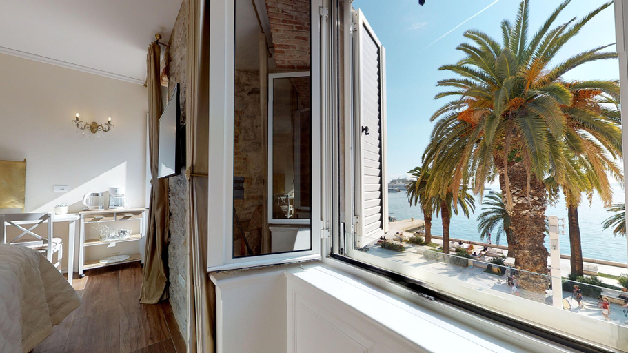Exterior & Views 5, Chrysanta Apartments, Split