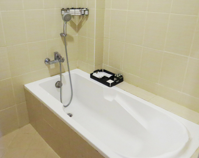 Bedroom 4, WhiteWoods Convention & Leisure Hotel, Silang