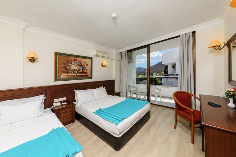 Bedroom 3, K Maris Hotel, Marmaris