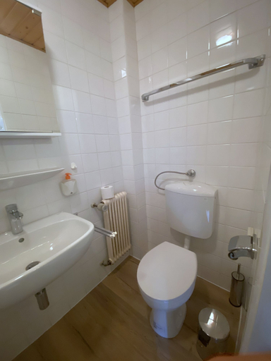 Bathroom 3, Gasthof Hotel zur Post, Forchheim