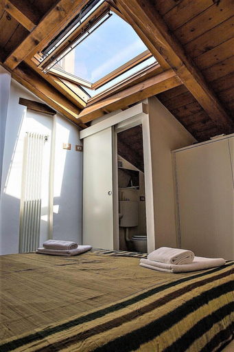 Exterior & Views, Ponte Vetero 11 Apartment, Milano