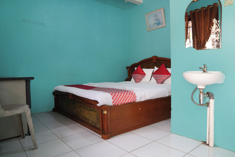 Bedroom 2, OYO 92831 Penginapan Raja, Sukabumi