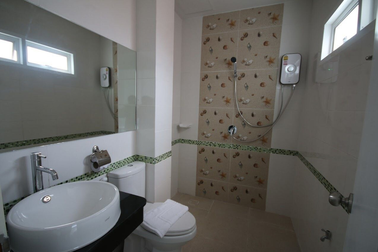 Bathroom 4, Karon Sea Side, Pulau Phuket
