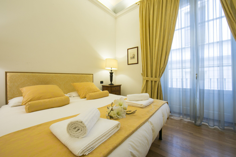 Bedroom 3, Il Rigoletto, Como