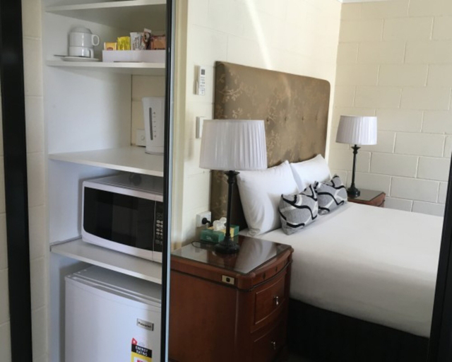 Bedroom 3, Picton Valley Motel, Wollondilly