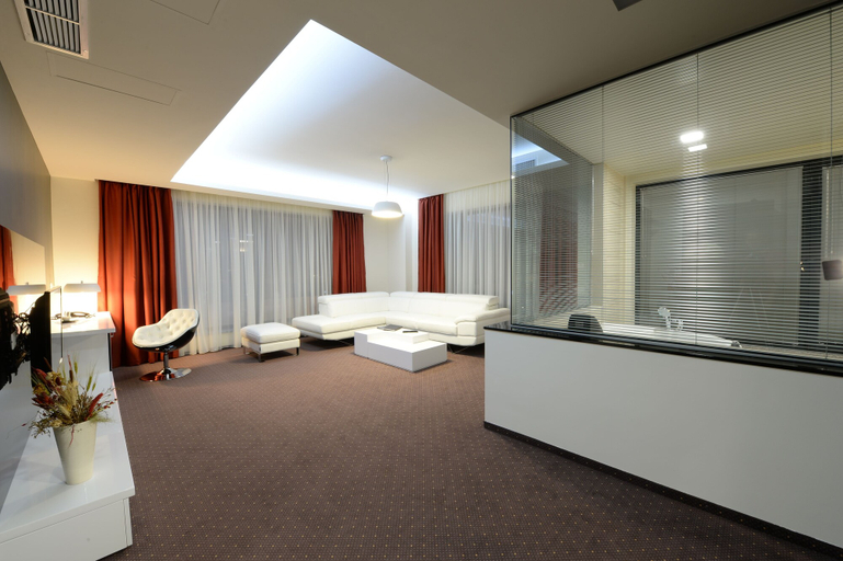 Bedroom 3, Hotel Galaxy, Dumbravita