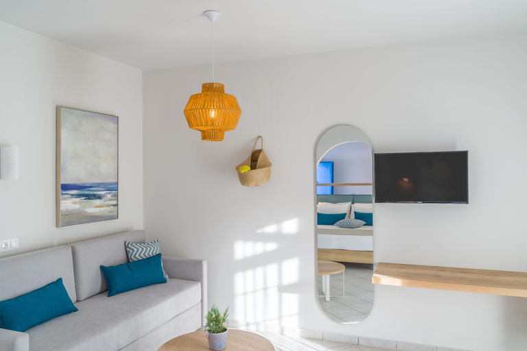 Others 5, Romantica Apartments, Attica