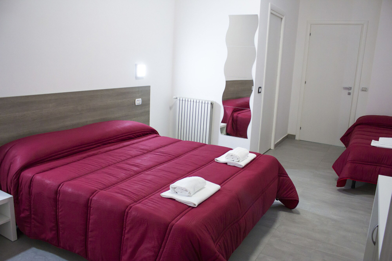 Bedroom 4, Tiburtina Royal Suites, Roma