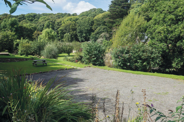 Others 5, Ysfael - 1 Bedroom Studio - St Ishmael's, Pembrokeshire