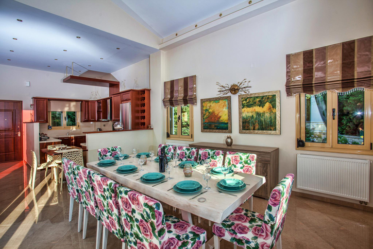 Food & Drinks, MITSOS LUXURIOUS VILLA, Crete