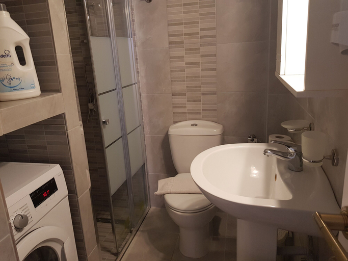 Bathroom, Corfu Island Apartment 129, Ionian Islands