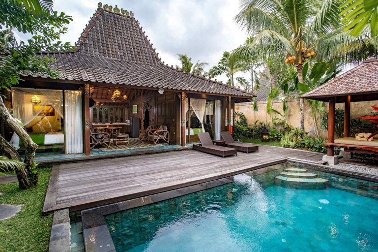 Swimming Pool 11
