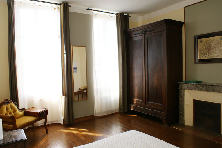 Bedroom 2, Domaine la Fontaine, Charente-Maritime