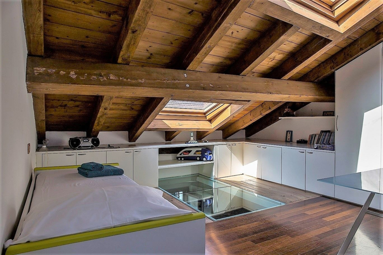 Others 5, Ponte Vetero 11 Apartment, Milano