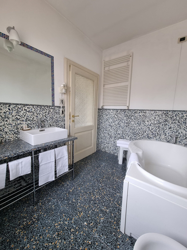 Bathroom 5, Cityhotel Cristina, Vicenza